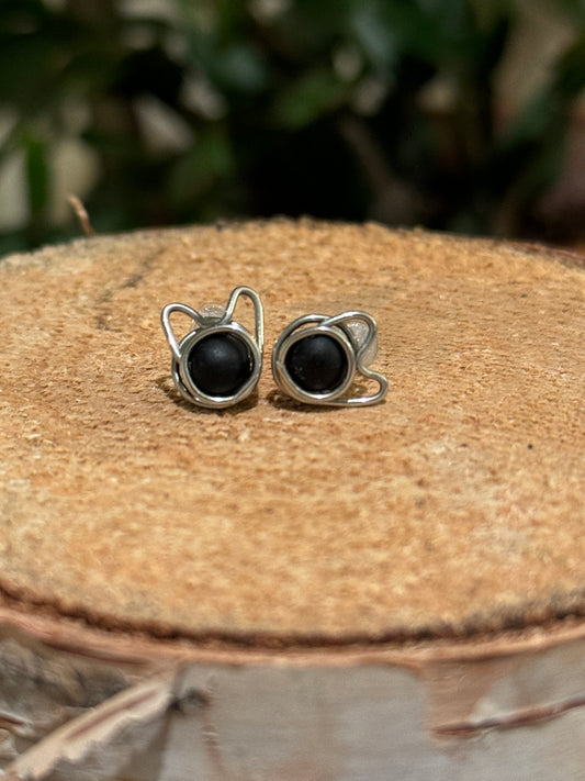 Wire-Wrapped Cat Studs